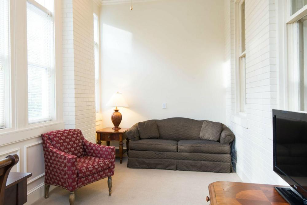 King Suite interior